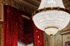 Albertina, detailed view of a chandelier