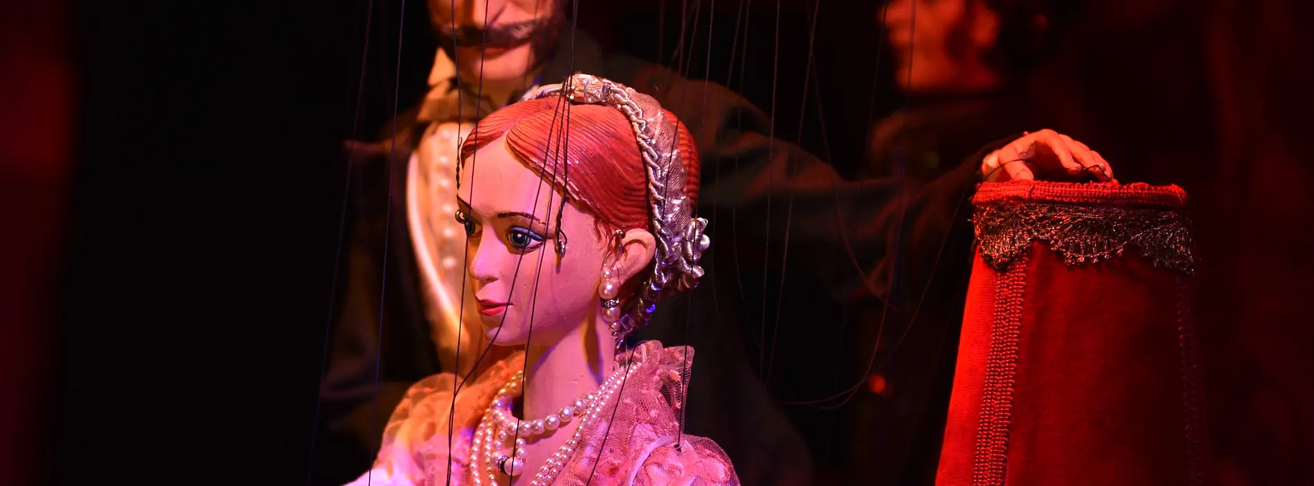 Marionettentheater, Die Fledermaus (The Bat), Schloss Schönbrunn, Rosalinde and Eisenstein