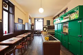 Steman restaurant view with bar