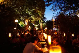 Volksgarten Pavilion at night